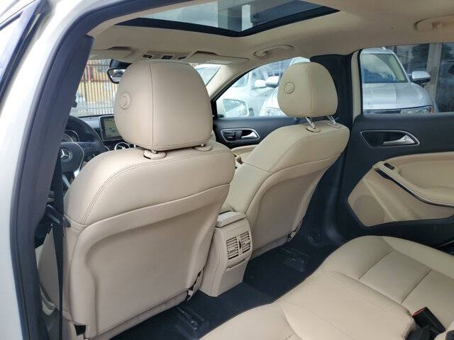 2015 Mercedes-Benz GLA GLA 250