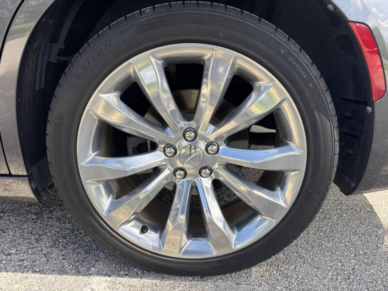 2019 Chrysler 300 Limited