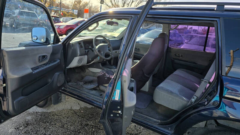 2003 Mitsubishi Montero Sport ES