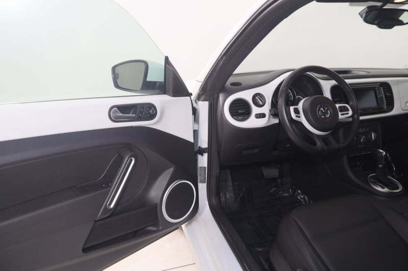 2016 Volkswagen Beetle