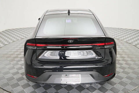 2025 Toyota Prius LE