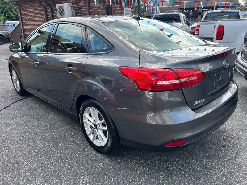 2016 Ford Focus SE