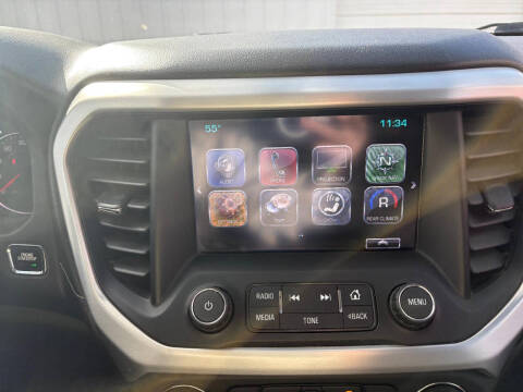 2017 GMC Acadia SLE-2