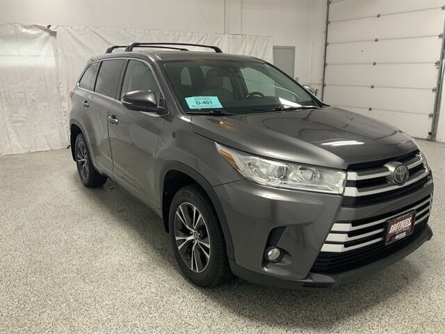 2018 Toyota Highlander LE