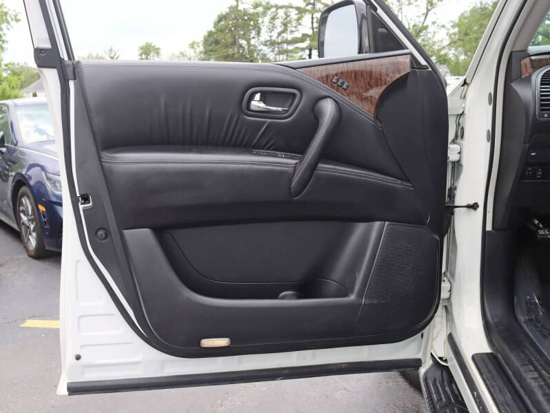 2017 Nissan Armada Platinum