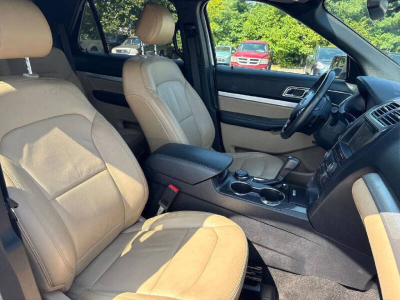 2017 Ford Explorer XLT