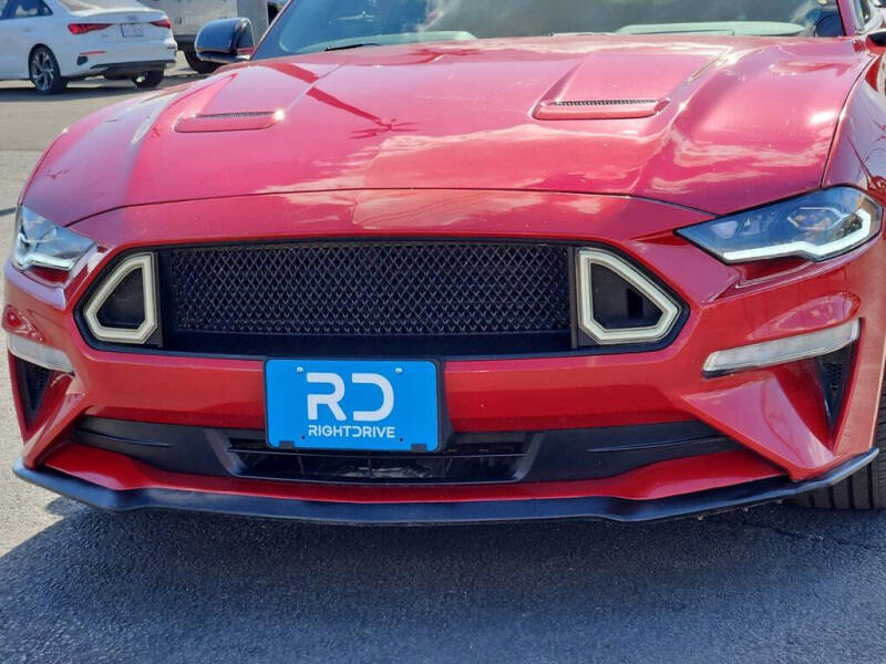 2022 Ford Mustang EcoBoost