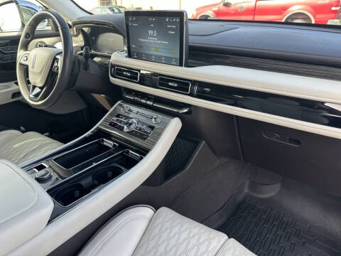 2022 Lincoln Aviator Black Label