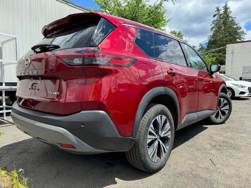 2021 Nissan Rogue SV