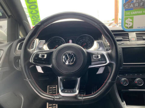 2017 Volkswagen Golf GTI S