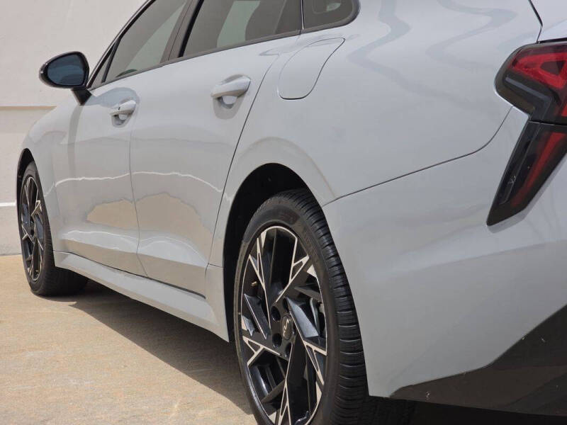 2025 Kia K5