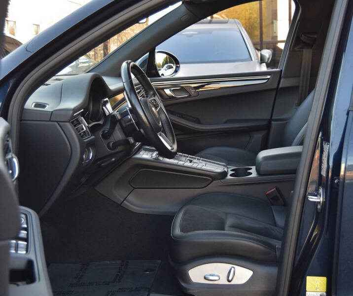 2020 Porsche Macan