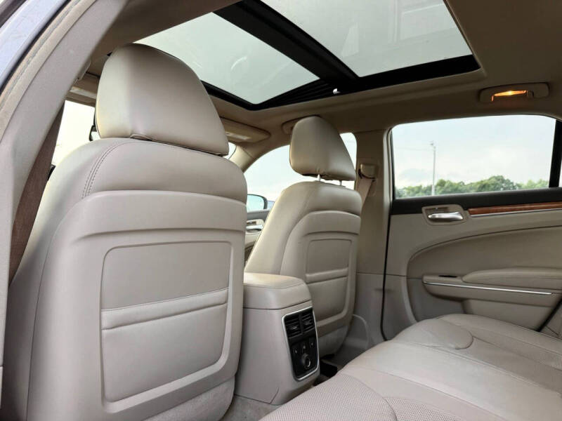 2014 Chrysler 300 C