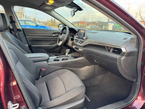 2025 Nissan Altima 2.5 SV