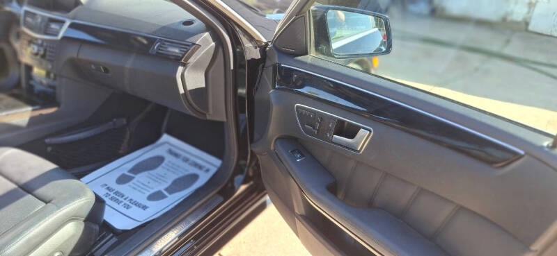 2012 Mercedes-Benz E-Class E 350 BlueTEC Luxury