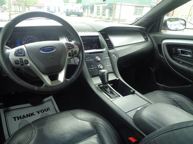 2015 Ford Taurus SEL