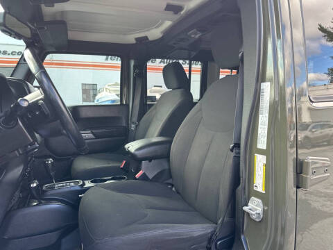 2016 Jeep Wrangler Unlimited Sport