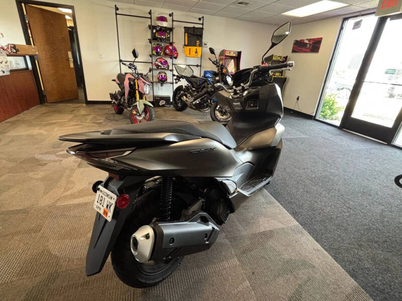 2023 Honda PCX