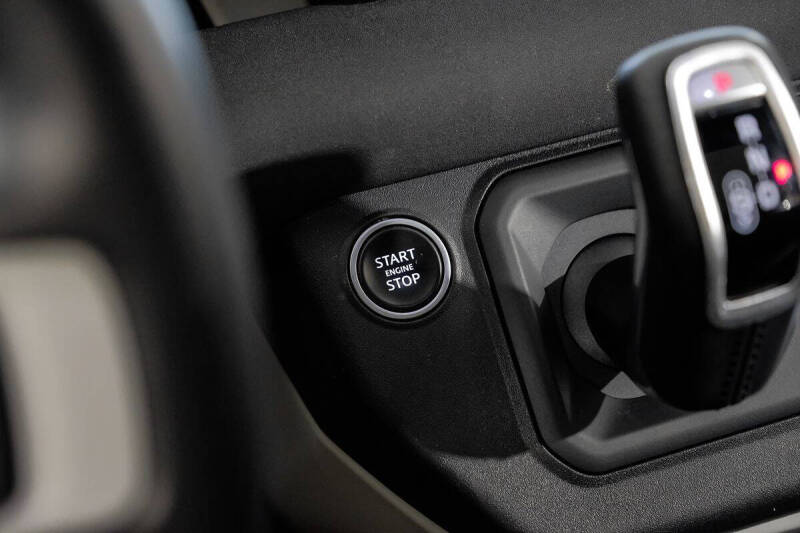 2022 Land Rover Defender 110 X-Dynamic SE