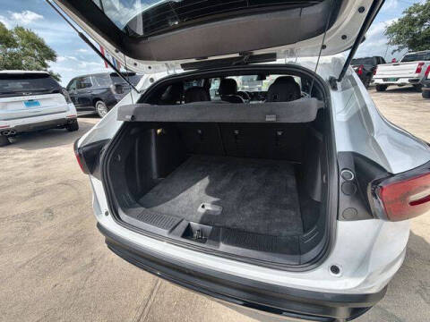 2025 Chevrolet Trax RS