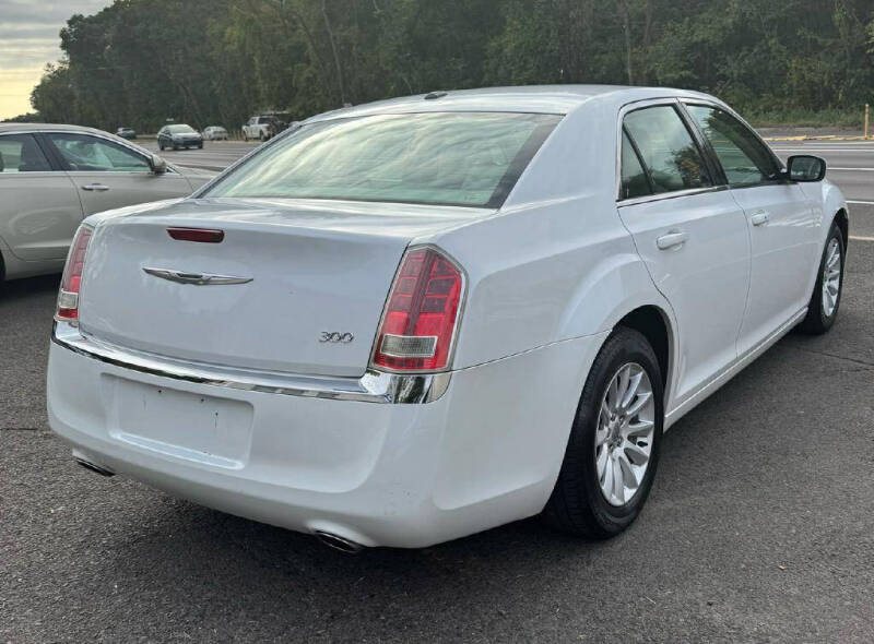 2013 Chrysler 300