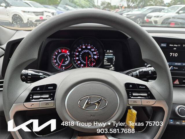2022 Hyundai Elantra