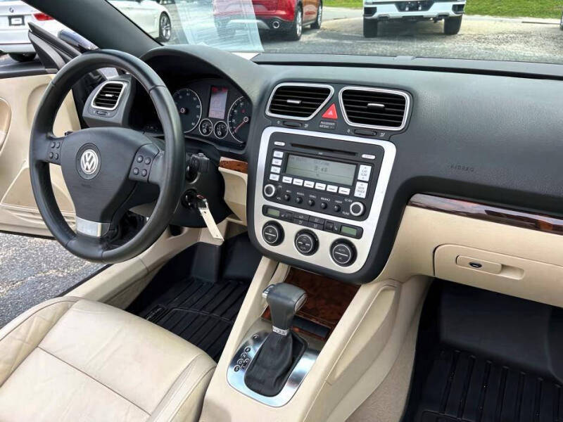 2009 Volkswagen Eos Lux