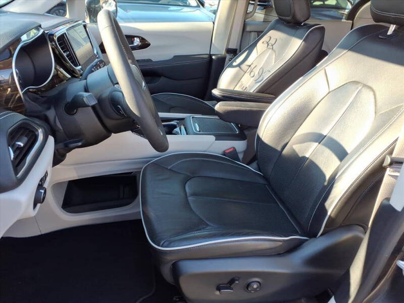 2022 Chrysler Pacifica Limited