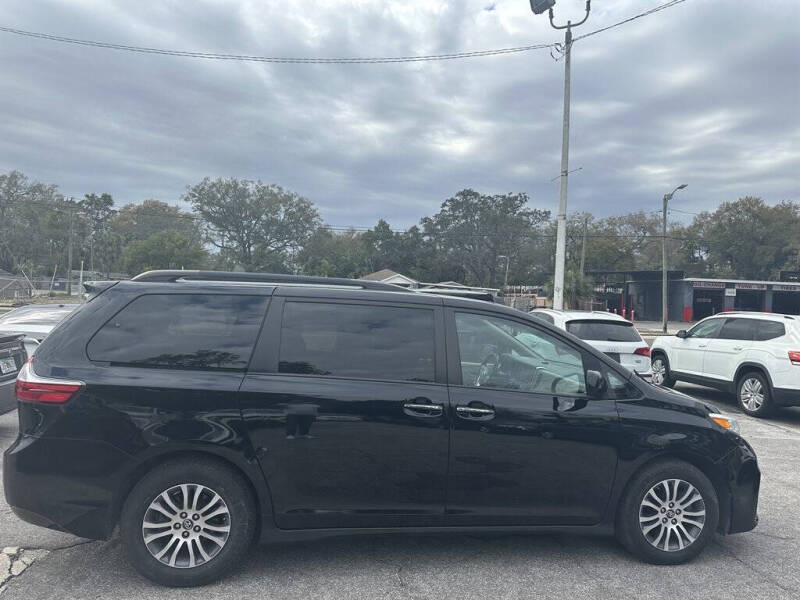 2018 Toyota Sienna