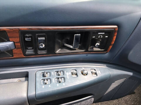 1992 Oldsmobile Custom Cruiser