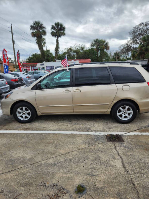 2004 Toyota Sienna