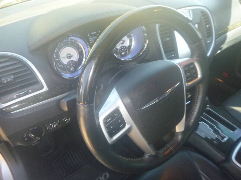 2014 Chrysler 300 C