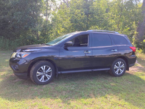 2017 Nissan Pathfinder for sale at Expressway Auto Auction in Howard City MI