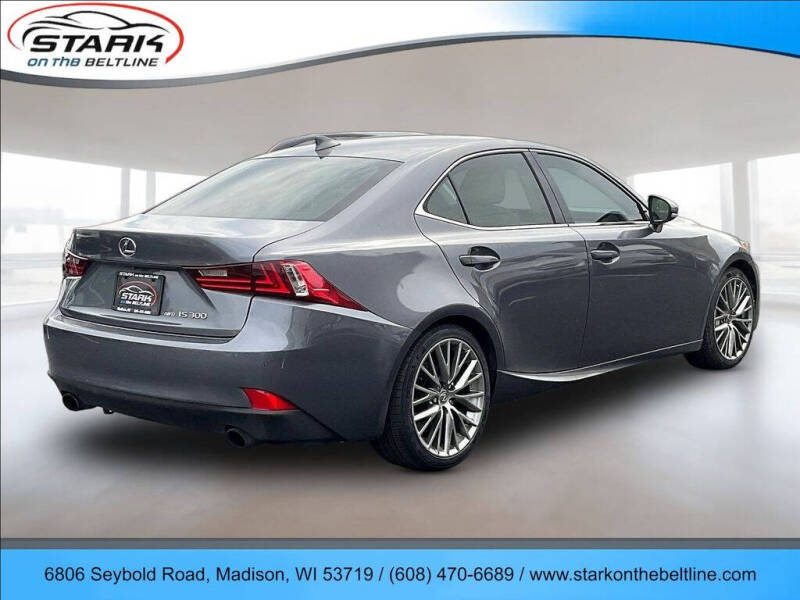 2016 Lexus IS 300