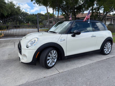 2015 MINI Hardtop 2 Door Cooper S