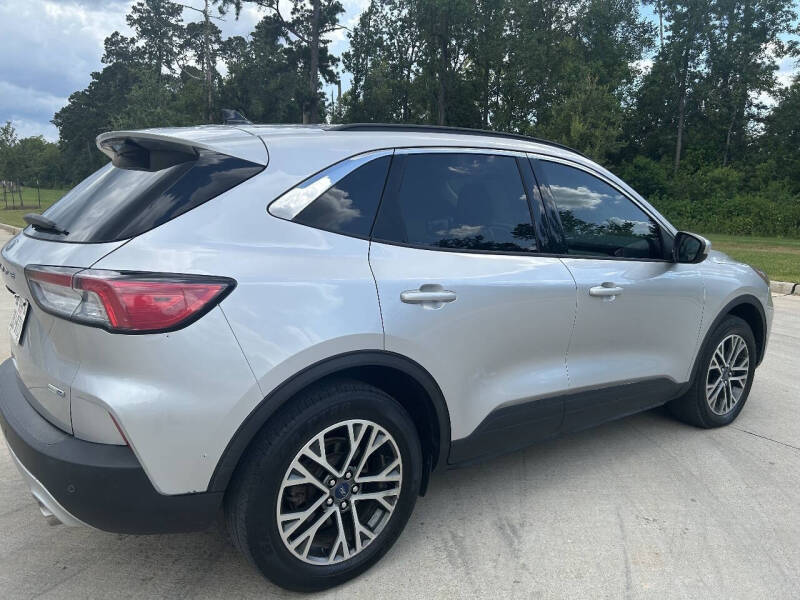 2020 Ford Escape SEL