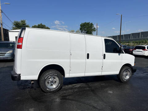 2020 Chevrolet Express 2500