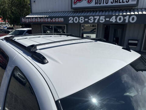 2012 Chevrolet Avalanche LS