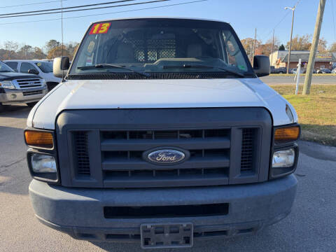 2013 Ford E-Series E-350 SD