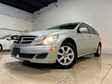 2006 Mercedes-Benz R-Class for sale at ROADSTERS AUTO in Houston TX