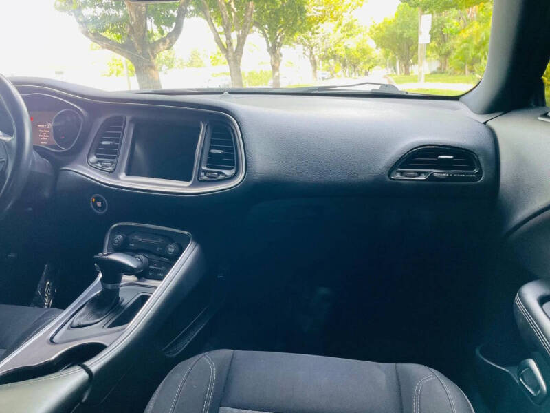 2017 Dodge Challenger