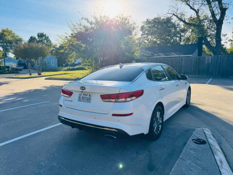 2019 Kia Optima LX