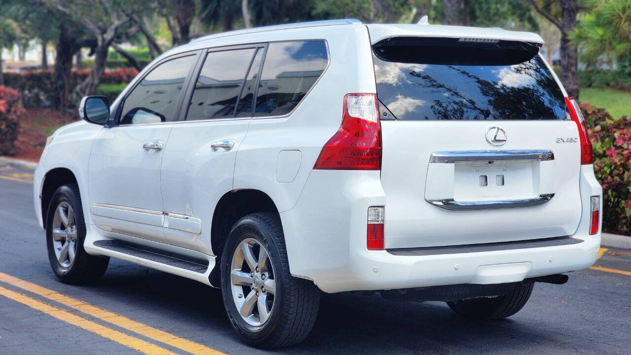 2013 Lexus GX 460  - $19,900