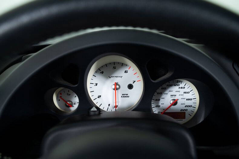 2003 Dodge Viper SRT-10