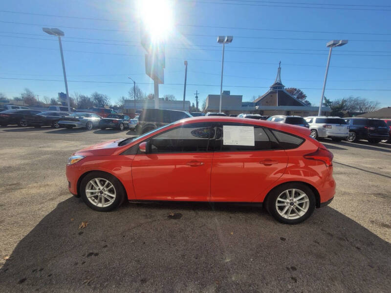 2016 Ford Focus SE photo 4