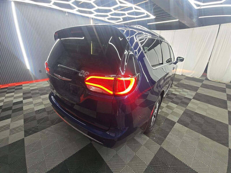 2019 Chrysler Pacifica Touring L Plus