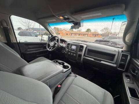 2018 RAM 1500 Express