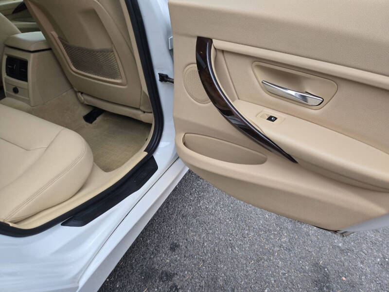 2015 BMW 3 Series 328i xDrive