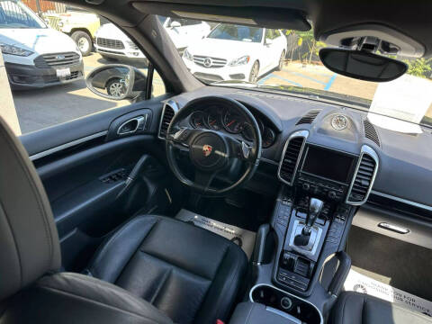 2012 Porsche Cayenne Tiptronic