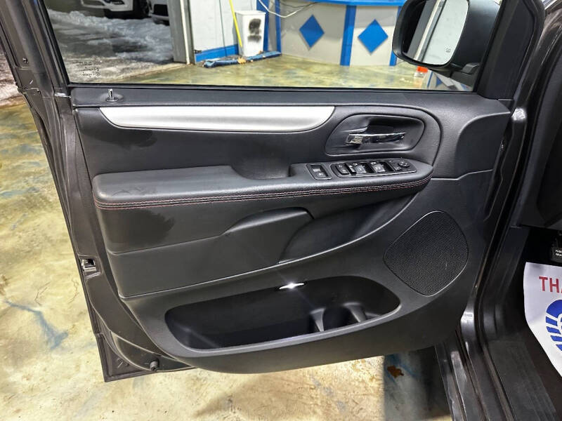 2017 Dodge Grand Caravan GT